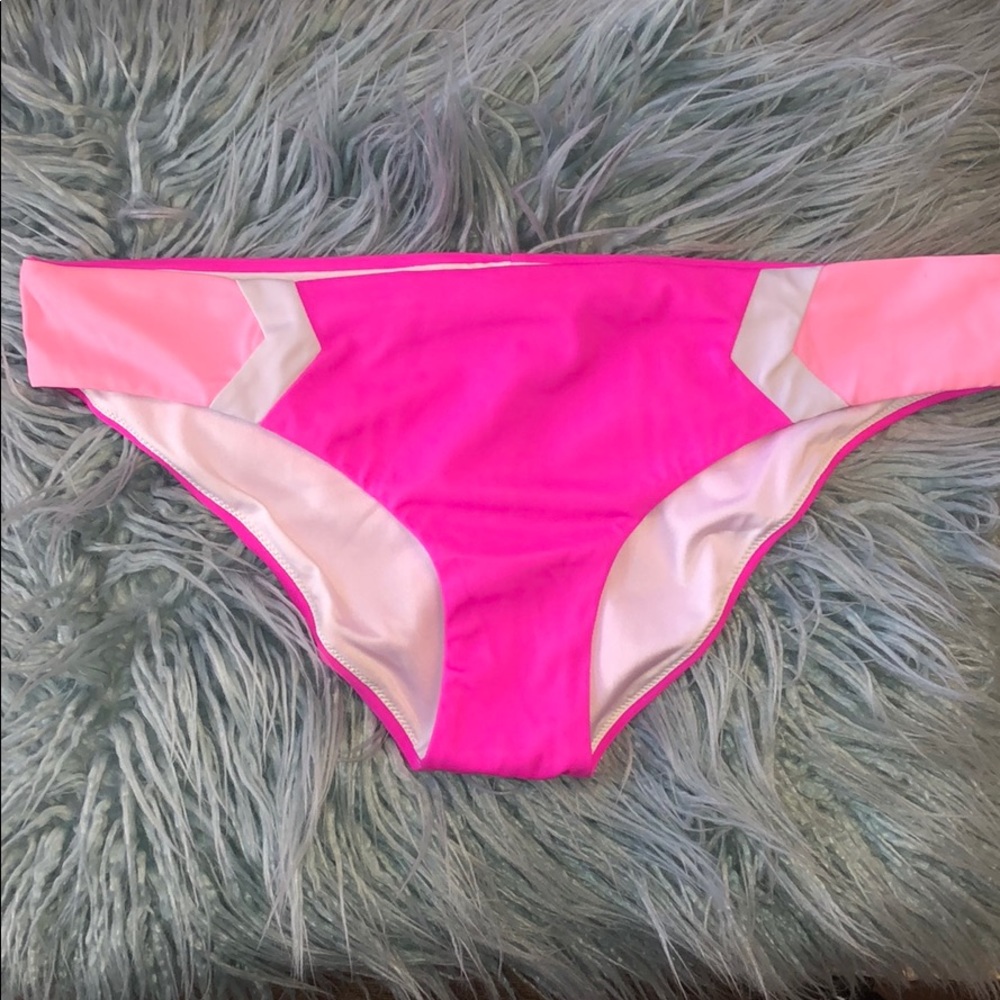 VS bikini bottoms